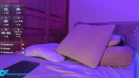 Violetta online show from 01-14-25, 07:53