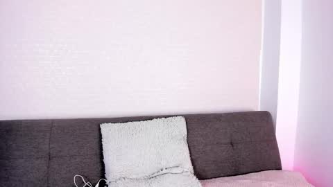 Pau OFmissweetpeach online show from 12-01-25, 08:47