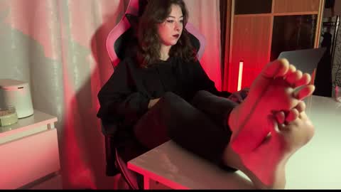 misswishh online show from 10-03-25, 05:54