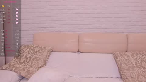 missxcaprice online show from 03-09-25, 12:09