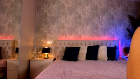 Raisa online show from 11-28-25, 09:56