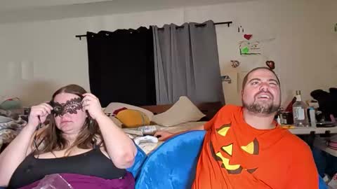 missytongue online show from 11-01-25, 03:30