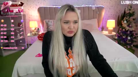 Snapshot of missyymarty chatting on 12-20-25, 08:21 missyymarty online show from 12-20-25, 08:21