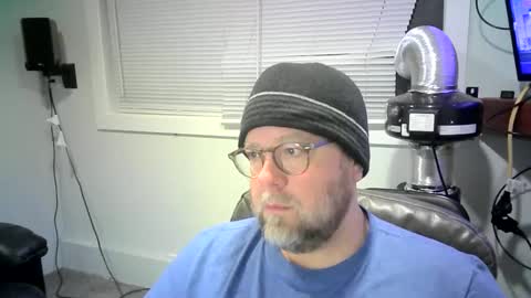 Mr. Happy online show from 01-13-25, 06:38