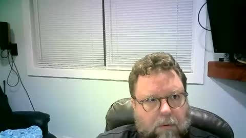 Mr. Happy online show from 02-19-25, 02:33