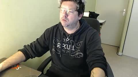 Snapshot of mistercoeur1 chatting on 01-26-25, 10:12 mistercoeur online show from 01-26-25, 10:12