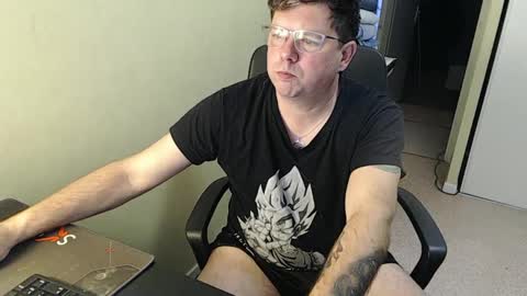 Snapshot of mistercoeur1 chatting on 02-07-25, 04:03 mistercoeur online show from 02-07-25, 04:03