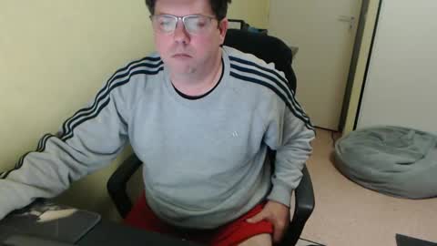 Snapshot of mistercoeur1 chatting on 03-07-25, 09:27 mistercoeur online show from 03-07-25, 09:27