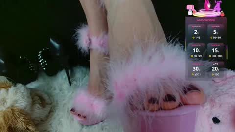 Snapshot of mistress_angelina777 chatting on 10-04-25, 09:35 mistress_angelina777 online show from 10-04-25, 09:35