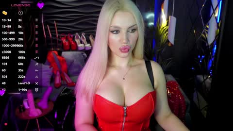 Snapshot of mistress_darsy chatting on 12-02-24, 05:59 Darsy online show from 12-02-24, 05:59