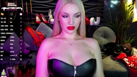Snapshot of mistress_darsy chatting on 12-24-24, 09:17 Darsy online show from 12-24-24, 09:17
