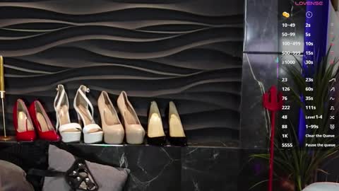 Snapshot of mistress_darsy chatting on 10-03-25, 01:52 Darsy online show from 10-03-25, 01:52