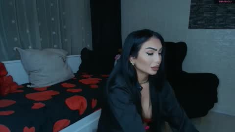 Snapshot of mistress_meryem chatting on 06-07-26, 08:12 mistress_meryem online show from 06-07-26, 08:12