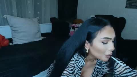 Snapshot of mistress_meryem chatting on 07-13-26, 10:23 mistress_meryem online show from 07-13-26, 10:23