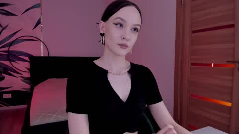 Mistress Mia online show from 02-11-25, 11:33