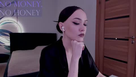 Mistress Mia online show from 12-02-25, 01:44