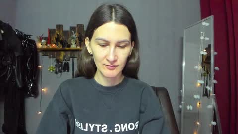 Snapshot of mistress_pamela_ chatting on 12-27-24, 03:42 Mistress Pamela online show from 12-27-24, 03:42