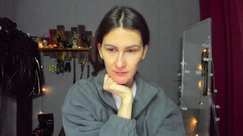 Snapshot of mistress_pamela_ chatting on 01-09-25, 03:26 Mistress Pamela online show from 01-09-25, 03:26