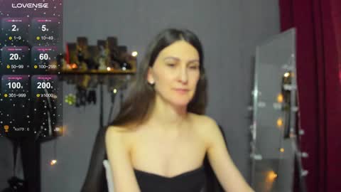 Snapshot of mistress_pamela_ chatting on 01-09-25, 09:37 Mistress Pamela online show from 01-09-25, 09:37