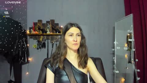 Snapshot of mistress_pamela_ chatting on 01-10-25, 07:35 Mistress Pamela online show from 01-10-25, 07:35