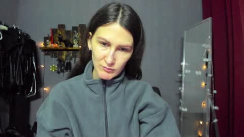 Snapshot of mistress_pamela_ chatting on 01-17-25, 03:34 Mistress Pamela online show from 01-17-25, 03:34