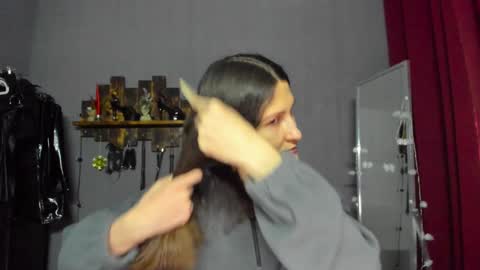 Snapshot of mistress_pamela_ chatting on 01-18-25, 05:52 Mistress Pamela online show from 01-18-25, 05:52