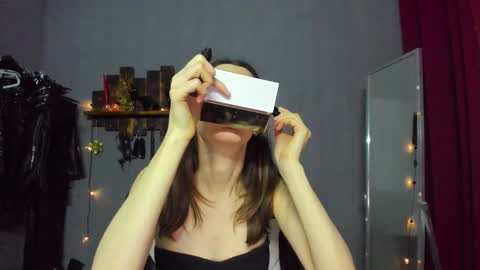 Snapshot of mistress_pamela_ chatting on 01-25-25, 05:51 Mistress Pamela online show from 01-25-25, 05:51