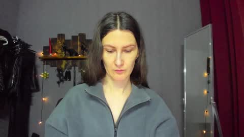 Snapshot of mistress_pamela_ chatting on 01-26-25, 05:23 Mistress Pamela online show from 01-26-25, 05:23