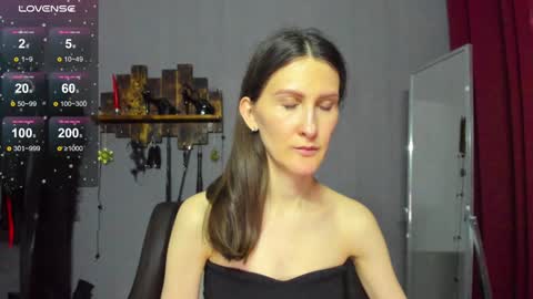 Snapshot of mistress_pamela_ chatting on 01-29-25, 09:55 Mistress Pamela online show from 01-29-25, 09:55