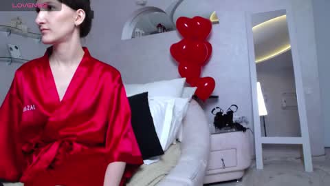 Snapshot of mistress_pamela_ chatting on 02-22-25, 01:35 Mistress Pamela online show from 02-22-25, 01:35