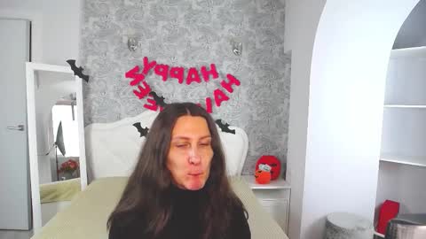 Snapshot of mistress_pamela_ chatting on 11-01-25, 10:28 Mistress Pamela online show from 11-01-25, 10:28