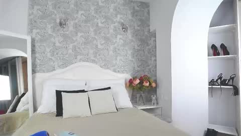 Snapshot of mistress_pamela_ chatting on 11-21-25, 12:37 Mistress Pamela online show from 11-21-25, 12:37