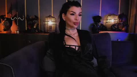 Snapshot of mistresselenia chatting on 03-01-25, 08:45 Elenia online show from 03-01-25, 08:45