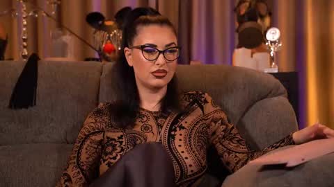 Mistress Kelly online show from 01-10-26, 02:30