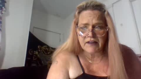 thick playful mistress  new mature hornygranny online show from 10-31-25, 04:19