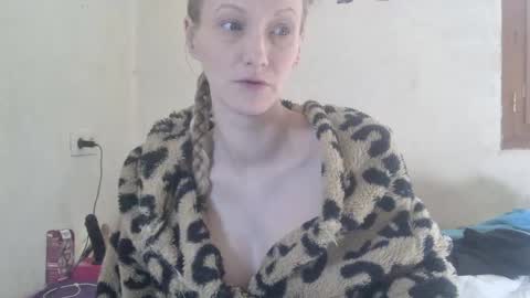 Snapshot of mistressmilly32 chatting on 02-07-26, 10:41 mistressmilly32 online show from 02-07-26, 10:41