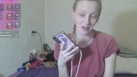 Snapshot of mistressmilly32 chatting on 02-13-26, 09:11 mistressmilly32 online show from 02-13-26, 09:11