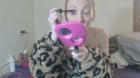 Snapshot of mistressmilly32 chatting on 02-20-26, 08:49 mistressmilly32 online show from 02-20-26, 08:49