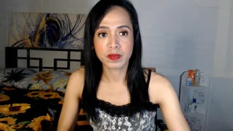 Snapshot of mistressnicoletrans chatting on 12-21-24, 10:28 SexyCutieNicole online show from 12-21-24, 10:28