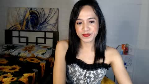 Snapshot of mistressnicoletrans chatting on 12-28-24, 10:47 SexyCutieNicole online show from 12-28-24, 10:47