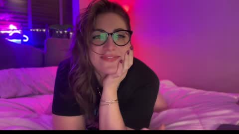 Snapshot of mistresssx chatting on 12-22-24, 09:53 Miss X online show from 12-22-24, 09:53