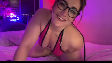 Snapshot of mistresssx chatting on 12-23-24, 03:55 Miss X online show from 12-23-24, 03:55