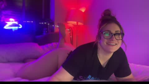 Snapshot of mistresssx chatting on 01-07-25, 07:17 Miss X online show from 01-07-25, 07:17