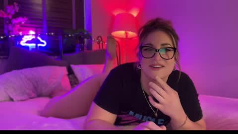 Snapshot of mistresssx chatting on 02-22-25, 02:30 Miss X online show from 02-22-25, 02:30