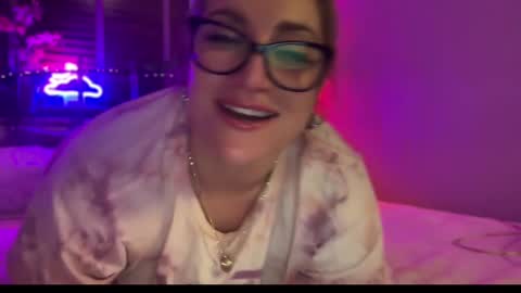 Snapshot of mistresssx chatting on 03-04-25, 07:22 Miss X online show from 03-04-25, 07:22