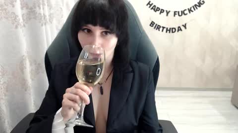 misty_dark online show from 10-13-25, 10:48