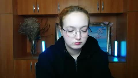 Aria online show from 03-24-26, 07:13