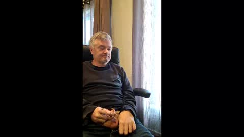 Snapshot of mitchoxxford chatting on 02-15-26, 11:45 mitchoxxford online show from 02-15-26, 11:45