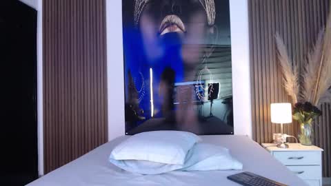 Snapshot of miticabrennet chatting on 11-15-25, 03:37 Mtica Brennet online show from 11-15-25, 03:37