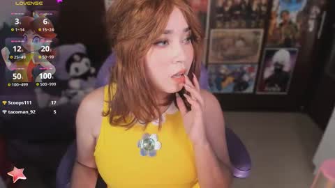 Snapshot of mitsu_dva chatting on 09-25-25, 06:17 Emili online show from 09-25-25, 06:17